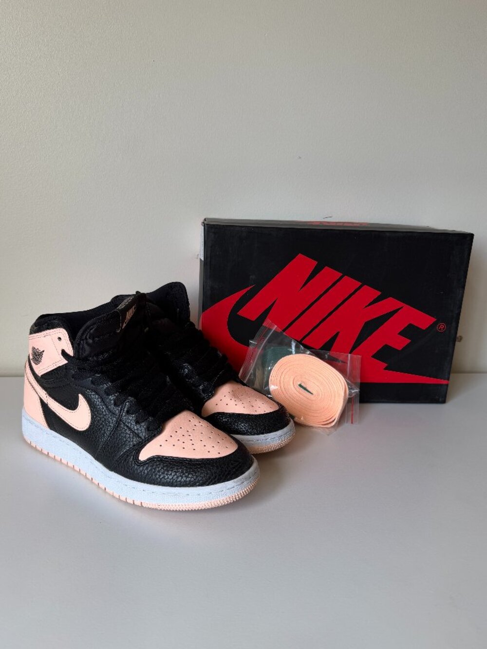 Air Jordan 1 Retro High OG | Collectable | Size 7.5 | Calf Leather Sneaker